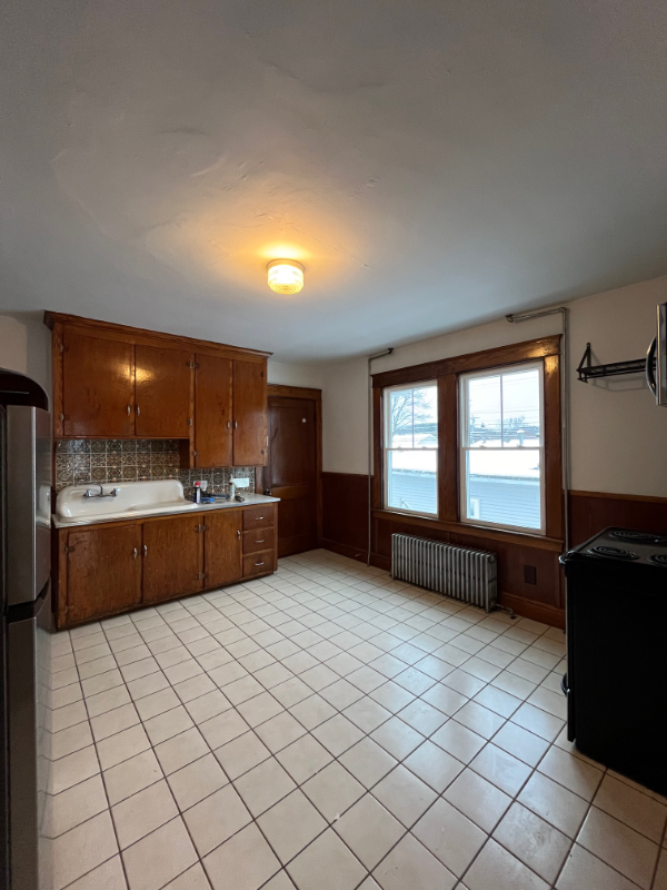 11 Eaton St #1 - Photo 6 of 13