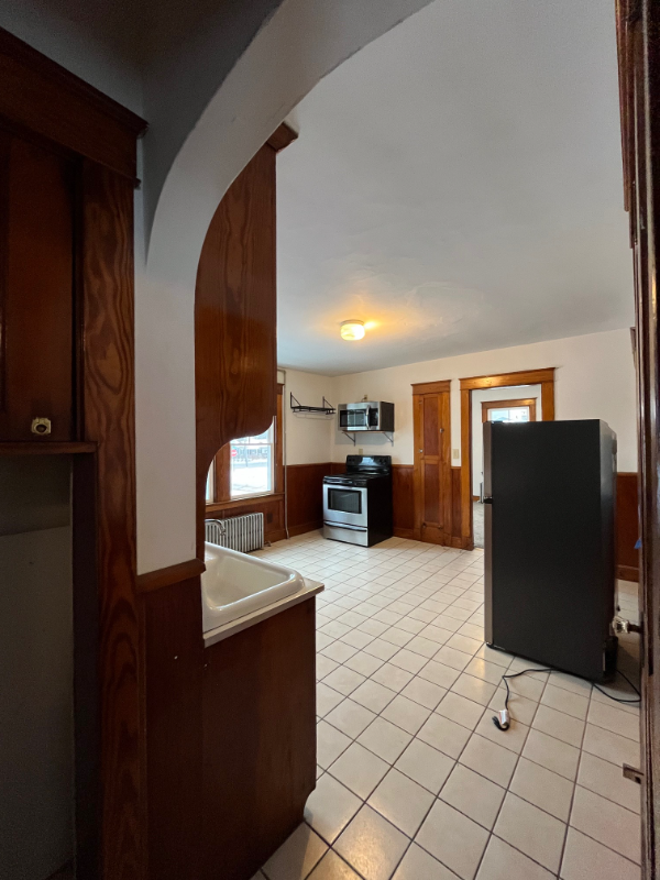 11 Eaton St #1 - Photo 7 of 13