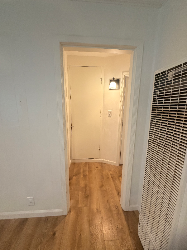 1240 Kenneth St - Photo 7 of 9