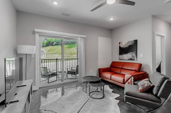 528 Barley Ct #528 - Photo 3 of 11