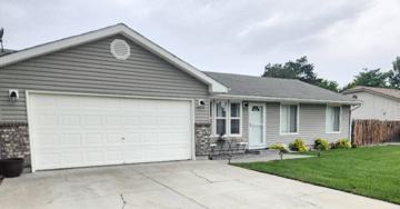 featured image of 875 Aspen Pl