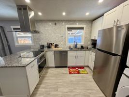 featured image of 2011 W Bedford Dr