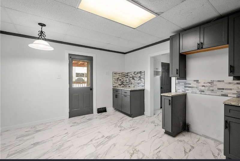 143 Chalfont St - Photo 5 of 10