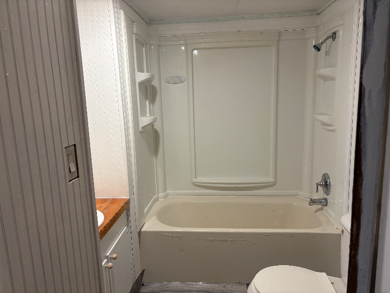 9640 Gatun St - Photo 4 of 11