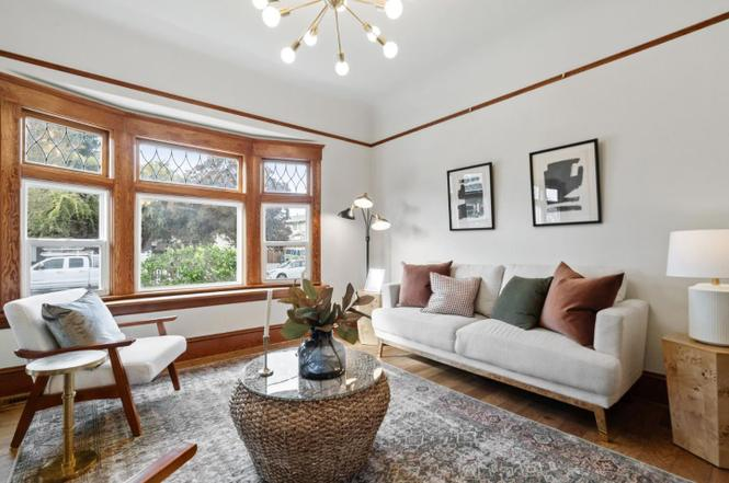 340 Florence St - Photo 2 of 16