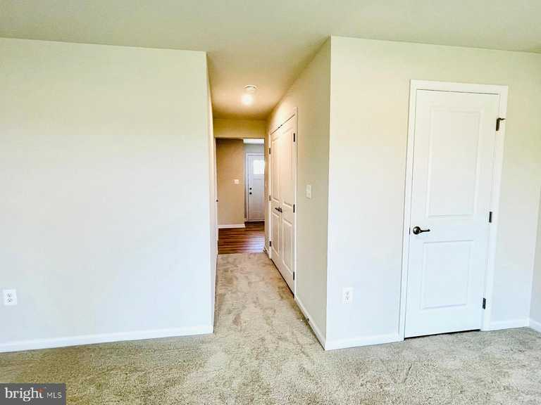 4550 Camfield Ln - Photo 6 of 20