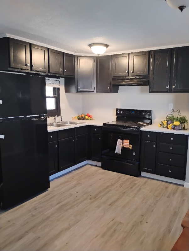 152 Rainbow Dr - Photo 7 of 14