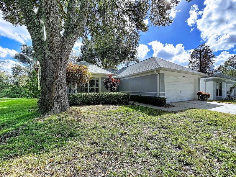 7517 Savannah Ln - Photo 3 of 20