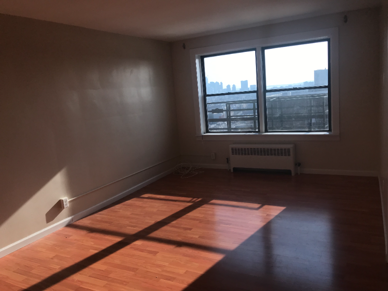 1104 Palisade Ave #5E - Photo 3 of 13