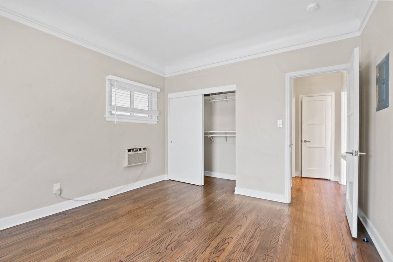 9619 W Olympic - Photo 7 of 24