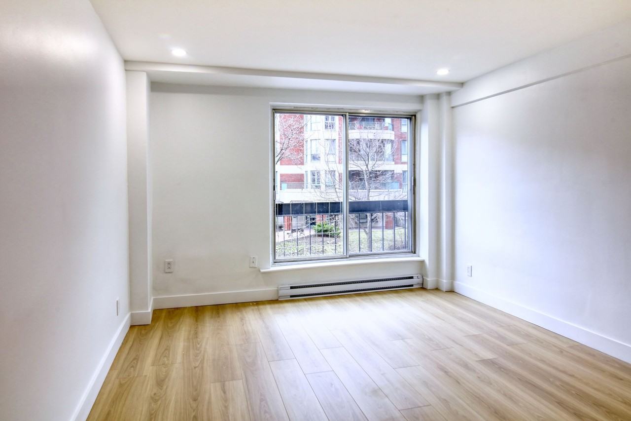 1 de la Cote-Saint-Catherine - Photo 5 of 10