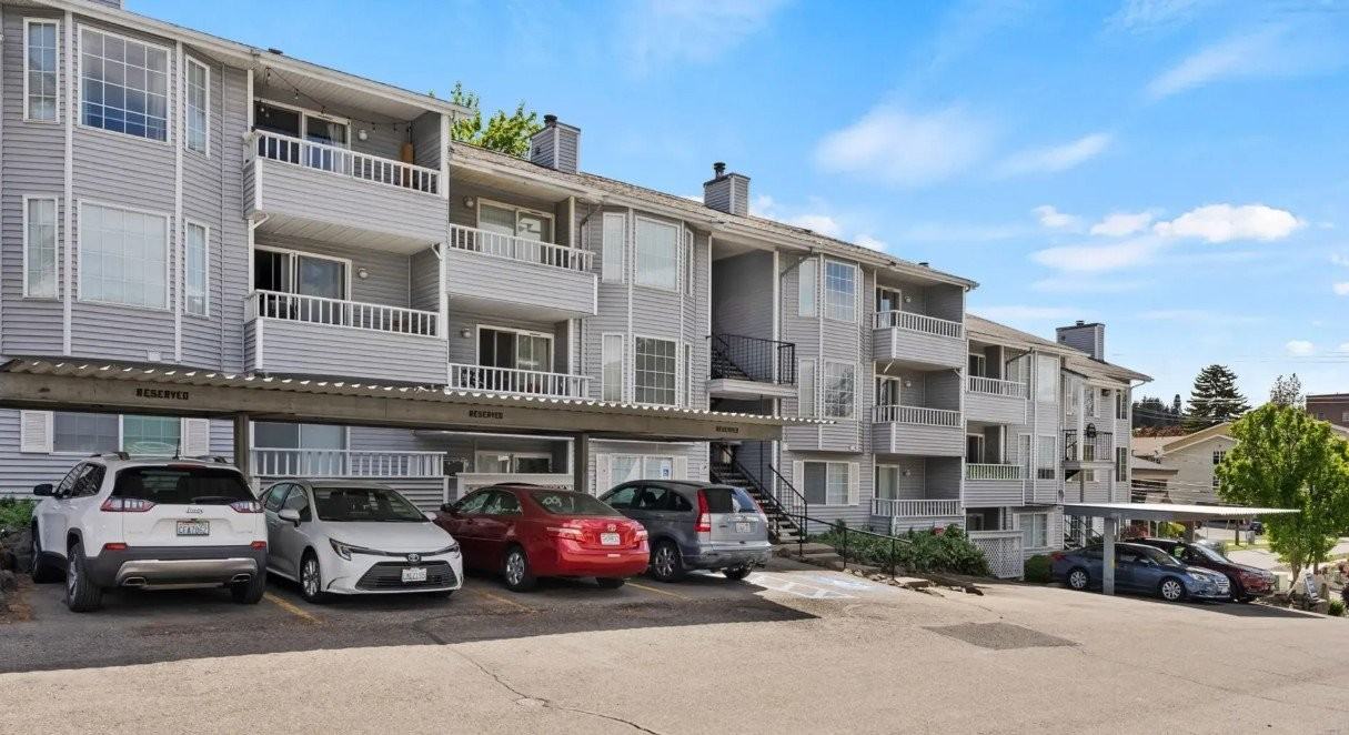 Stonecrest Apartments - Photo 2 of 8