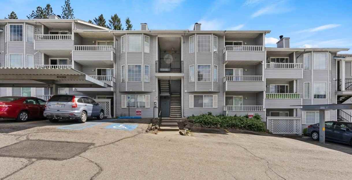 Stonecrest Apartments - Photo 3 of 8