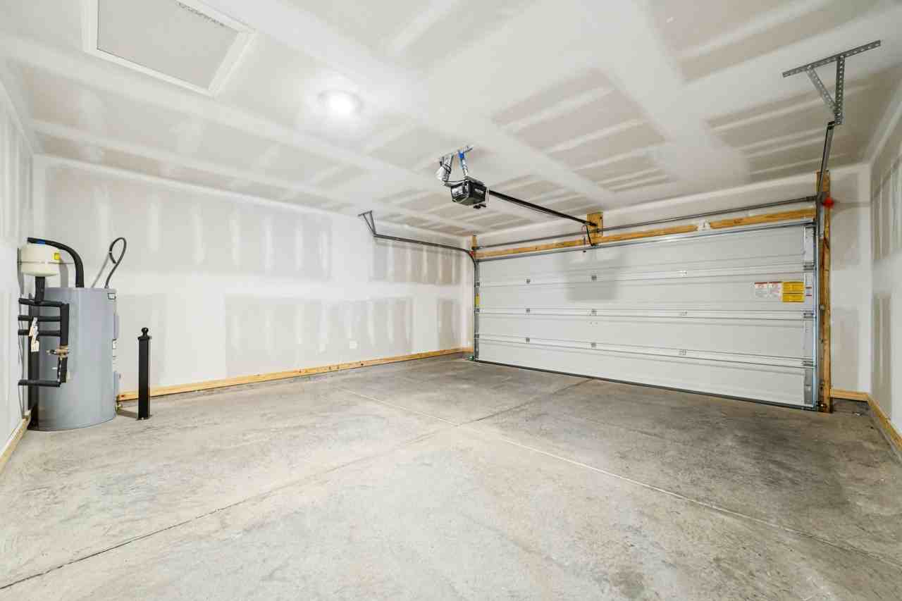 595 Sterling Place - Photo 6 of 50