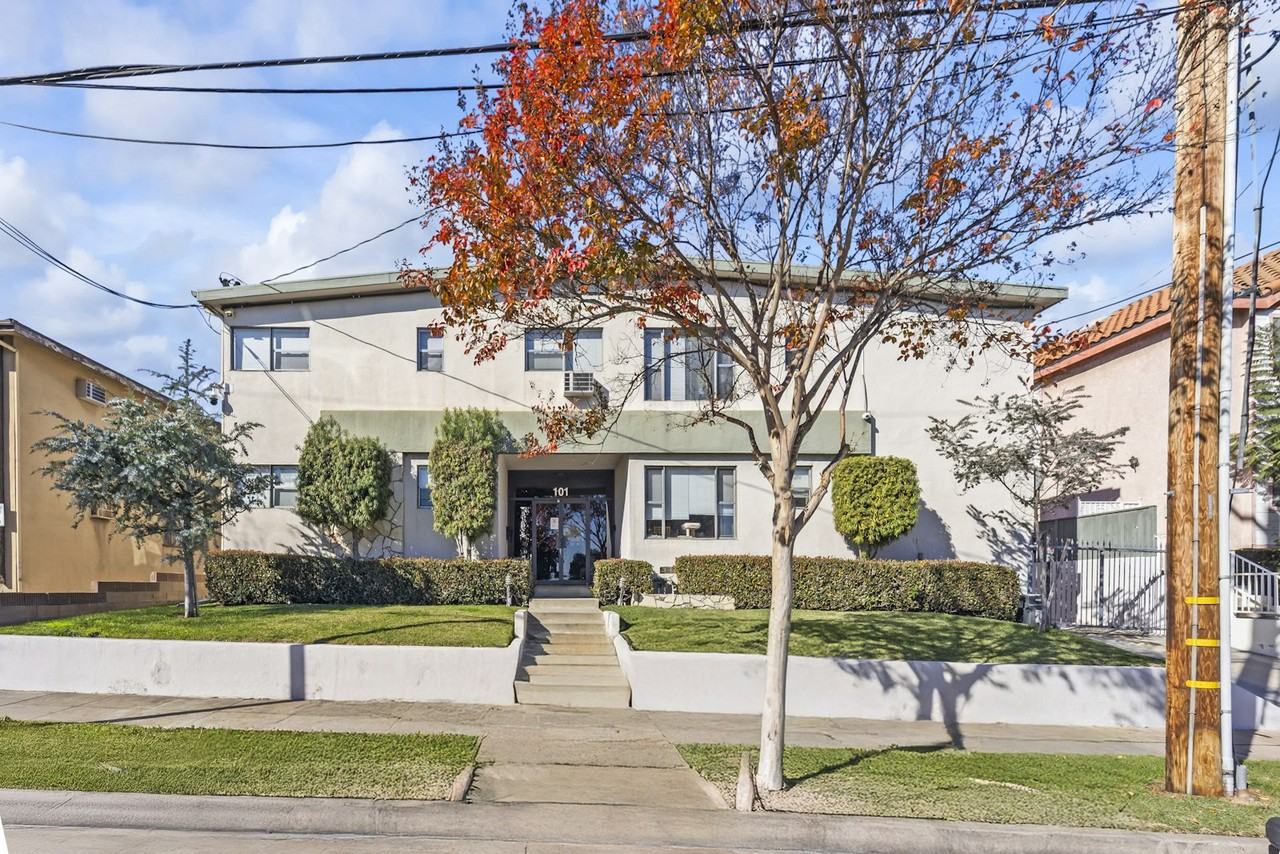 101 East Beacon Street, Unit F - Photo 4 of 22