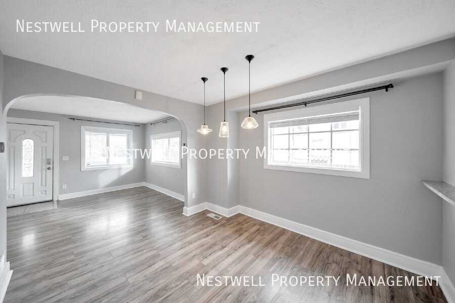 2000 S 400 E - Photo 6 of 20