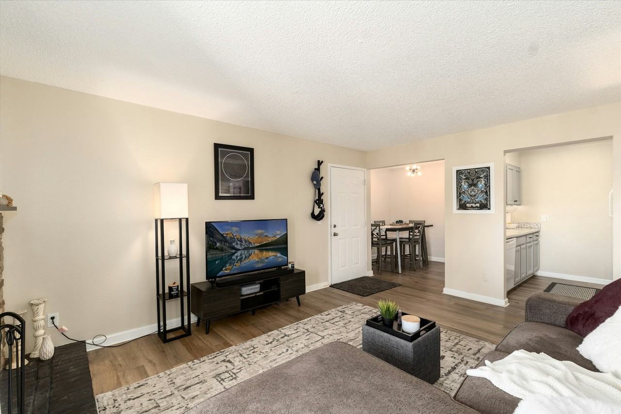 7665 E Eastman Ave, Unit 107B - Photo 5 of 28