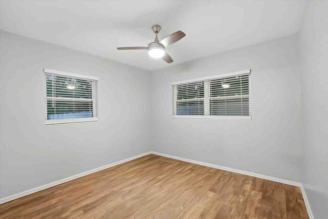 1826 Pineview Cir - Photo 7 of 14