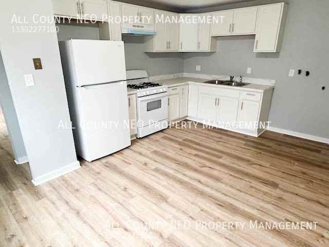 1080 E 167th St - Photo 6 of 18