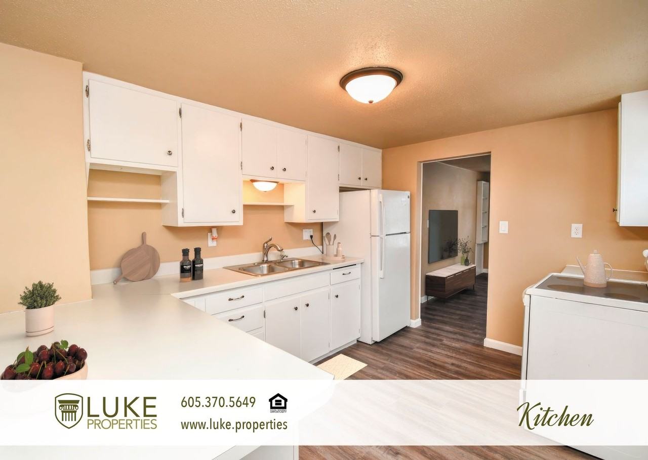 226 N Lake Ave - Photo 7 of 22