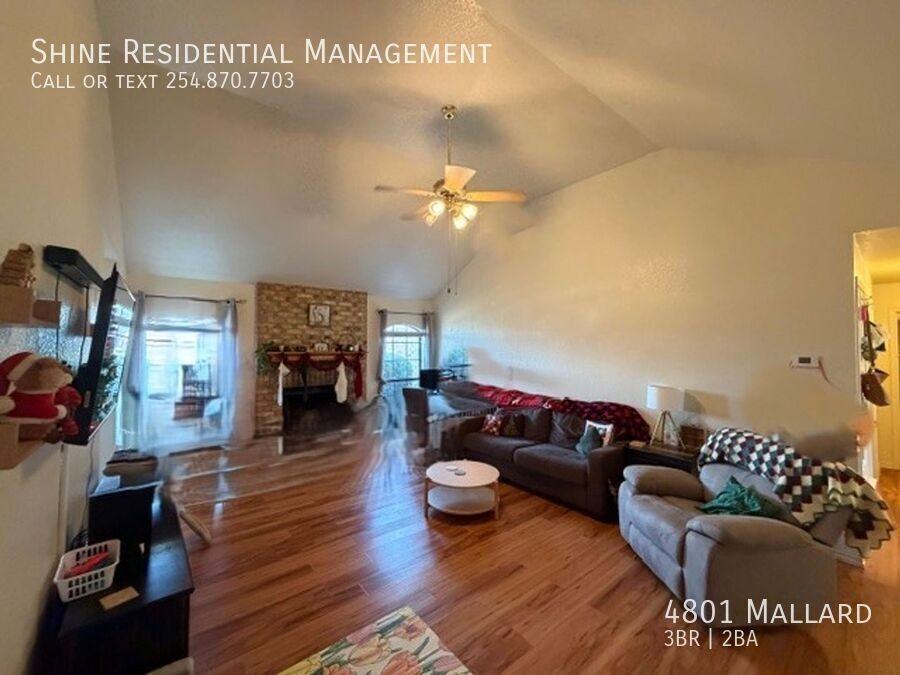 4801 Mallard Ln - Photo 3 of 25