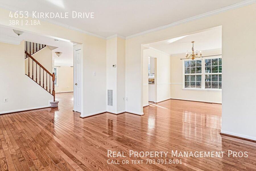 4653 Kirkdale Dr - Photo 5 of 44