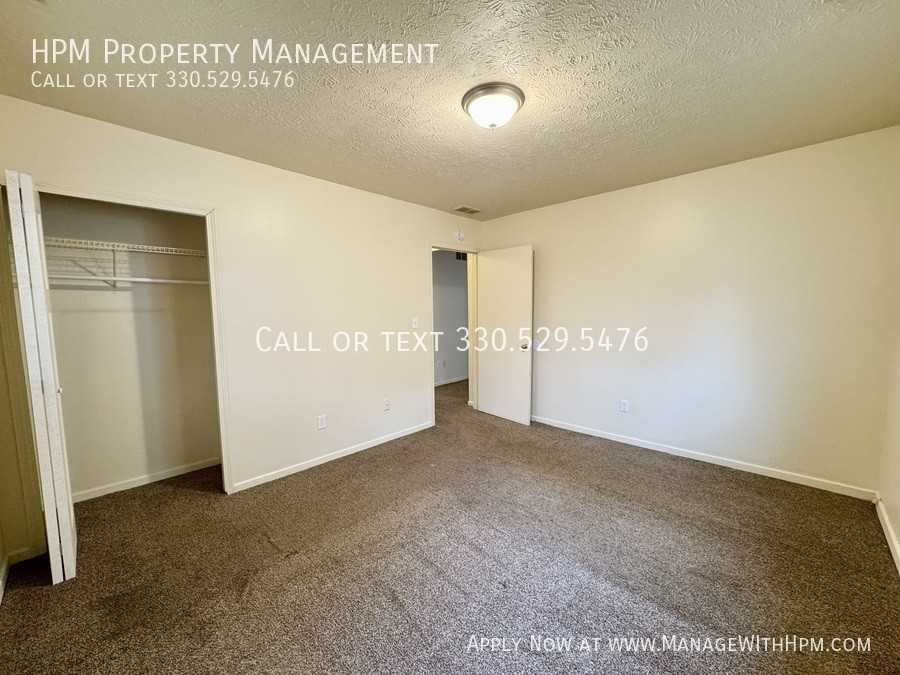 1062 Merton Ave - Photo 7 of 11