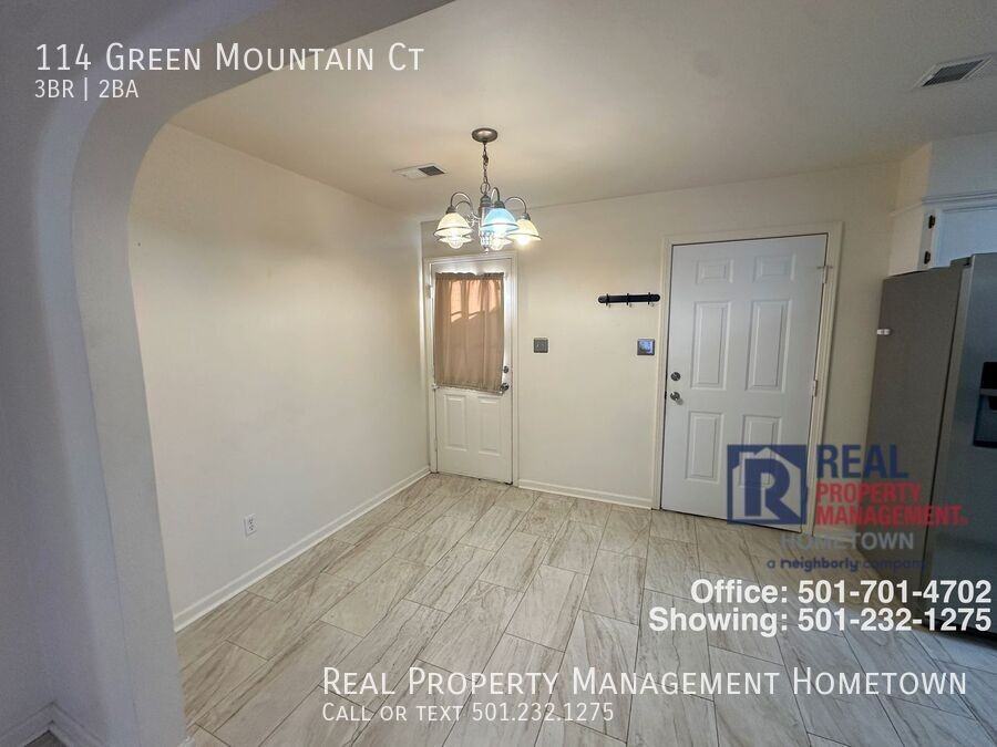 114 Green Mountain Ct - Photo 4 of 11