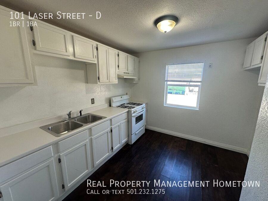 101 Laser St #D - Photo 2 of 5