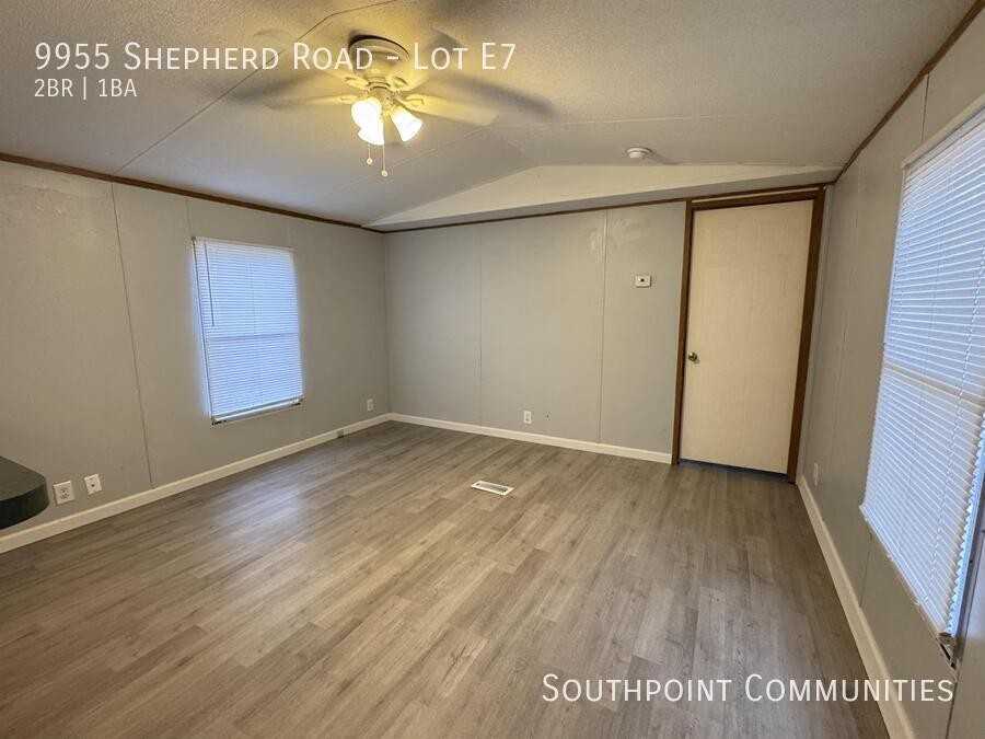 9955 Shepherd Rd - Photo 3 of 7