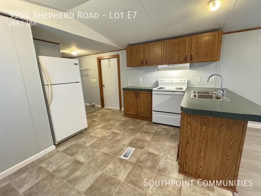 9955 Shepherd Rd - Photo 4 of 7