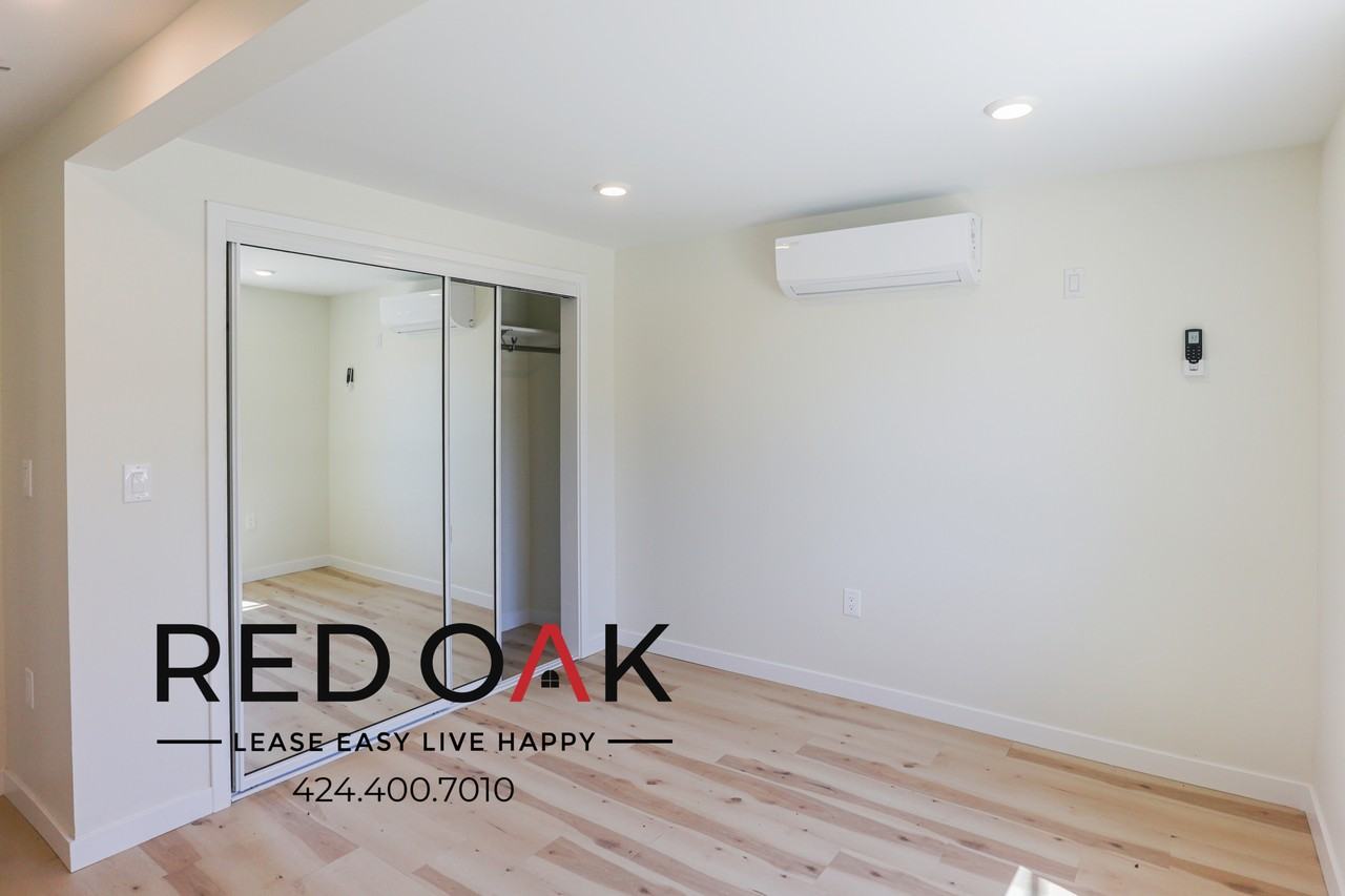 1861 S Sycamore Ave #1865-1-4 - Photo 2 of 11