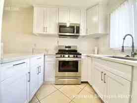 6151 Fountain Ave #14 - Photo 1 of 1