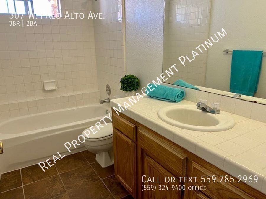 307 W Palo Alto Ave - Photo 7 of 12