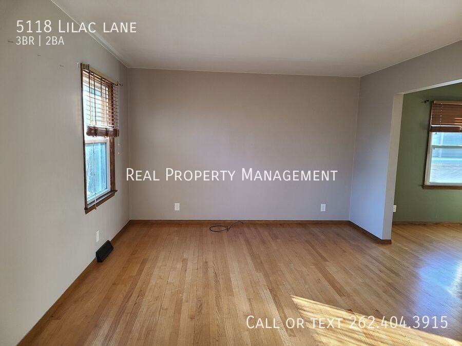 5118 Lilac Ln - Photo 3 of 31