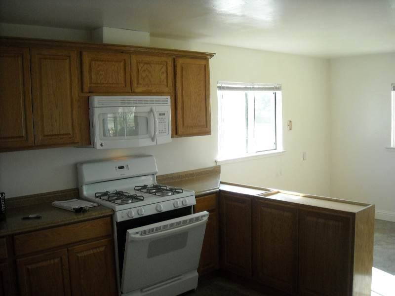 6832 E Harvey Ave #1 - Photo 2 of 10