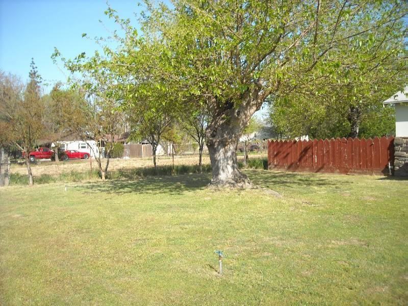 6832 E Harvey Ave #1 - Photo 3 of 10