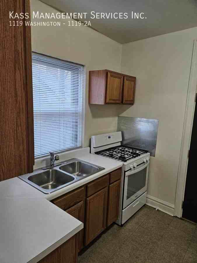 400-14 S Maple Ave/1119-29 Washington - Photo 3 of 6