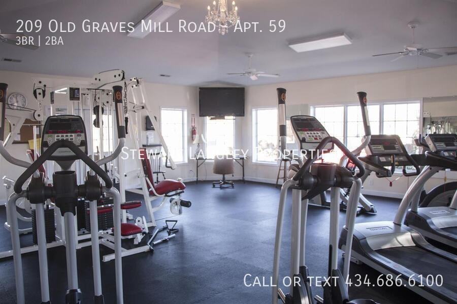 Kendall Square Apartments - Photo 5 of 42