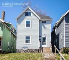 featured image of 1723 E 5th St #UPPER