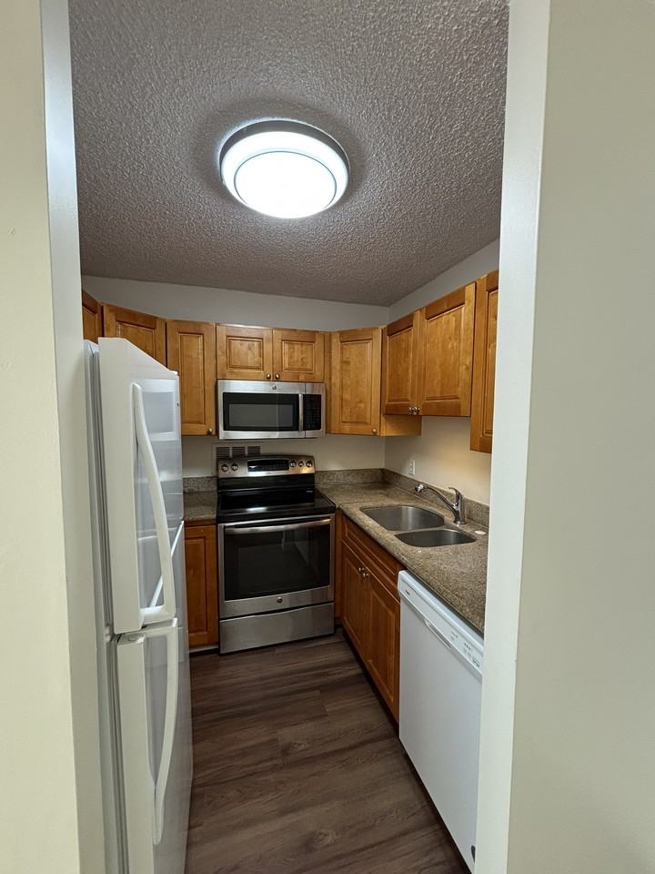 1600 Wilikina Dr #1 - Photo 3 of 10