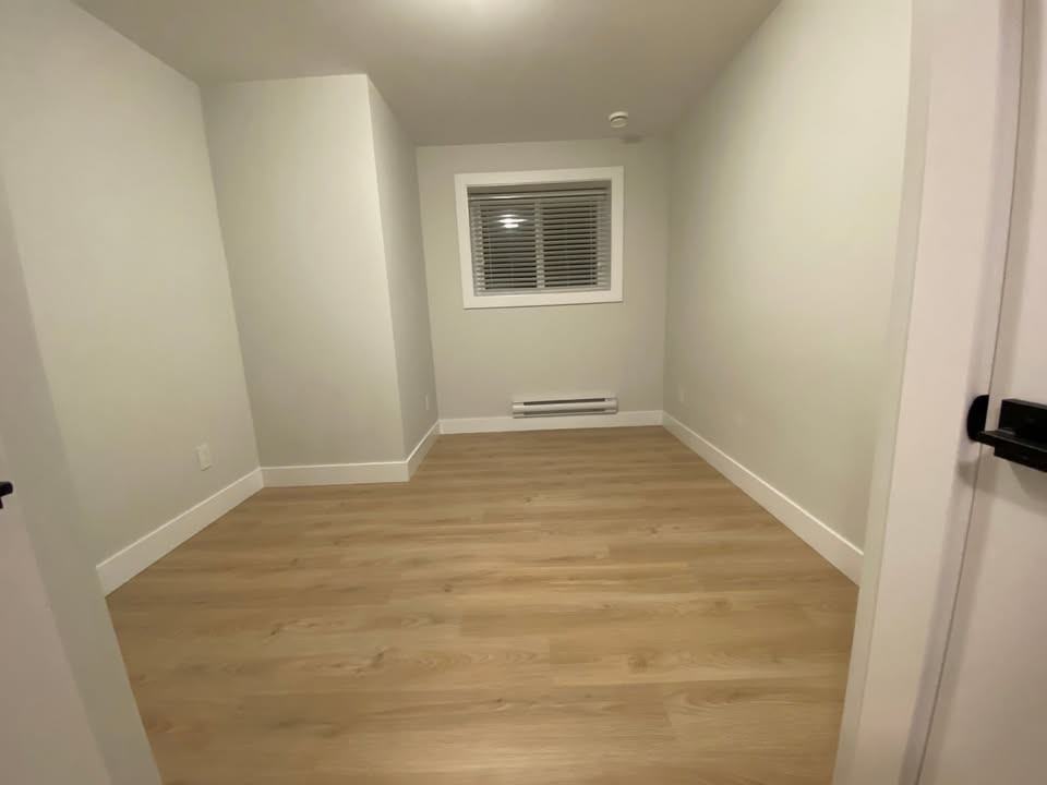 16786 18A Avenue #bsmt - Photo 4 of 5