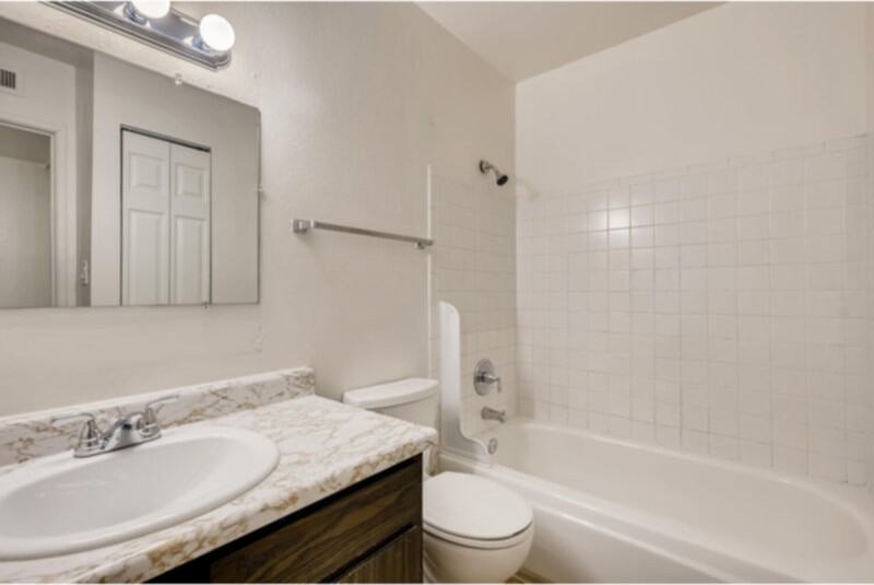 1919 S Depew St #19 - Photo 7 of 13