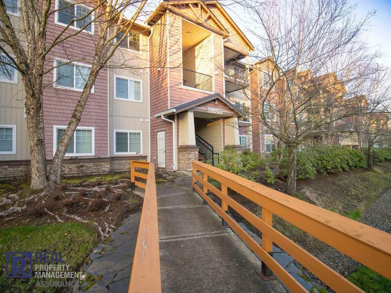 10664 Ne Holly St #308 - Photo 2 of 20