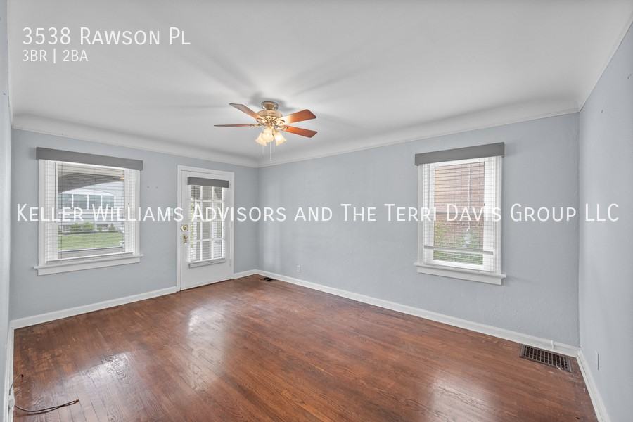 3538 Rawson Pl - Photo 7 of 35