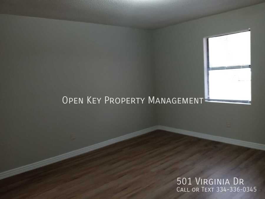 501 Virginia Dr - Photo 4 of 8