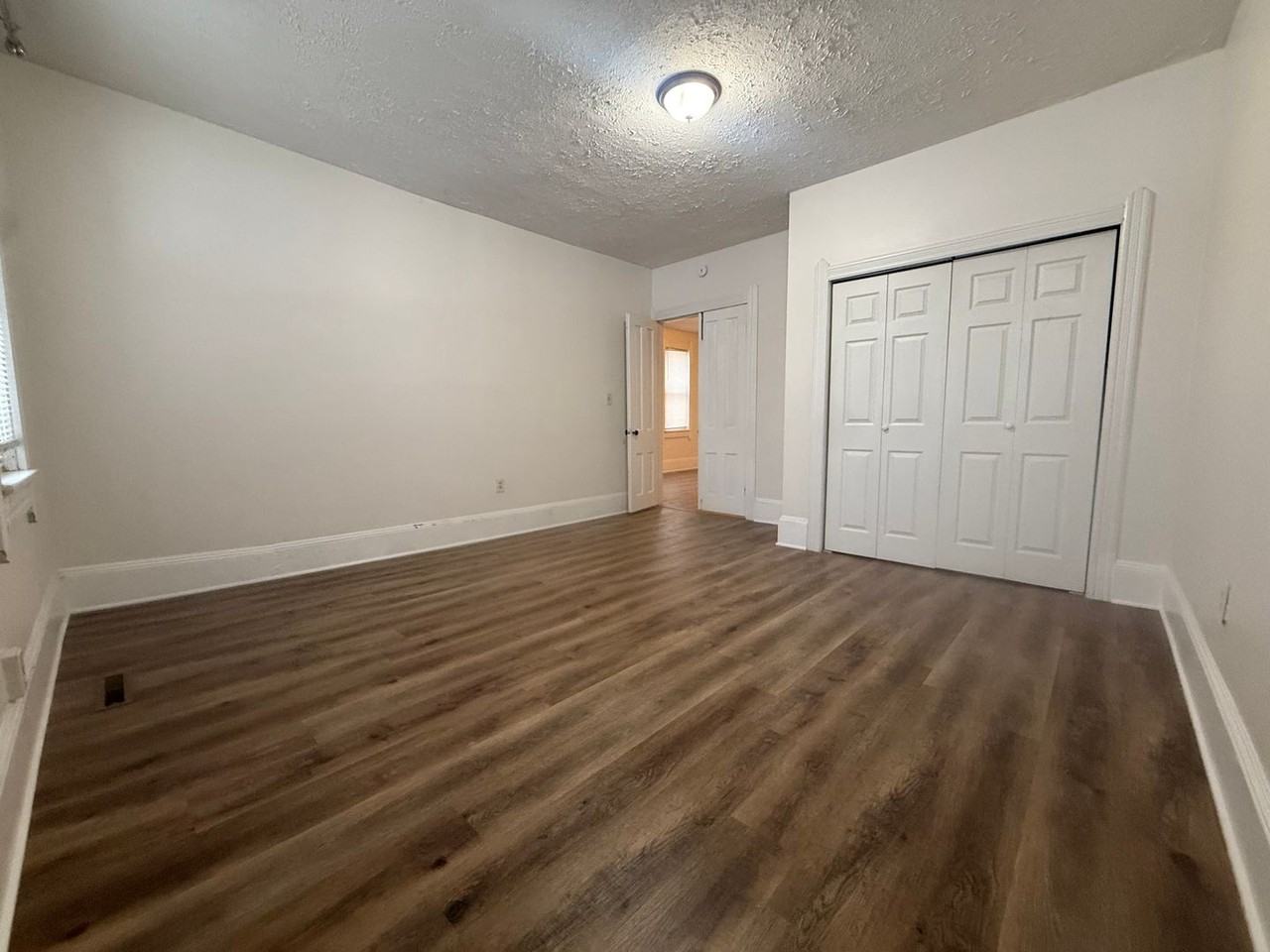 2482 W 10th St - Photo 6 of 18