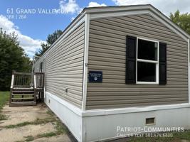 featured image of 61 Grand Valley Dr #12