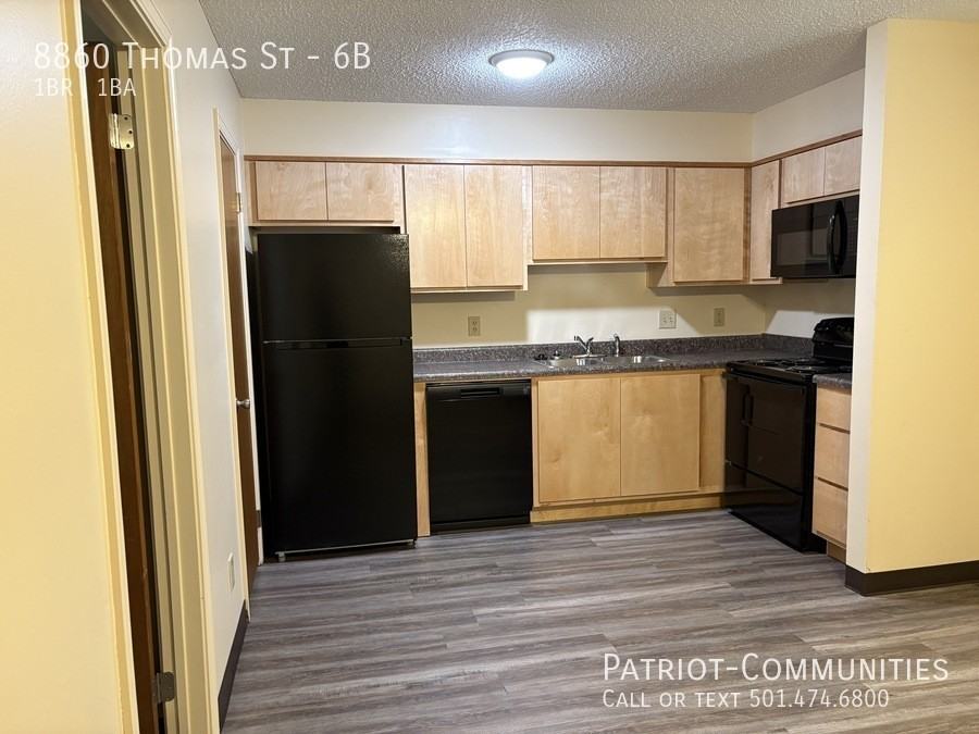 8860 Thomas St #6B - Photo 4 of 8