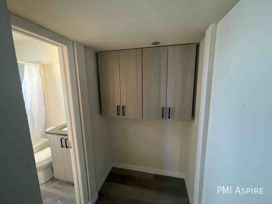 2366 Emporia St - Photo 5 of 7